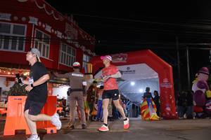 BIB: 
                            <button type="button" onclick="openModal(26257503)" class="btn btn-primary btn-sm float-right btn-popup" data-toggle="modal" data-target=".modal-high-quality">
                        <i class="fas fa-shopping-cart"></i> Add to Cart
                    </button>
                                            <button type="button" onclick="isThisMe(26257503, true)" class="btn btn-success btn-sm float-right btn-popup btn-isme hidden" data-toggle="tooltip" data-placement="bottom" title="นี่คือรูปของคุณใช่ไหม คลิกที่นี่เพื่อเอาเข้าอัลบั้ม">
                        <i class="fas fa-plus"></i> Add to album
                    </button>
                    <button type="button" onclick="isThisMe(26257503, false)" class="btn btn-warning btn-sm float-right btn-popup btn-isnotme hidden">
                        <i class="fas fa-ban"></i> Remove from album
                    </button>